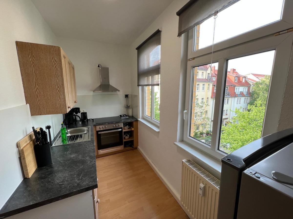 Jena City Apartment, Balkon, Sonnig, Wifi, Parkplaetze, Naehe Zentrum Luaran gambar
